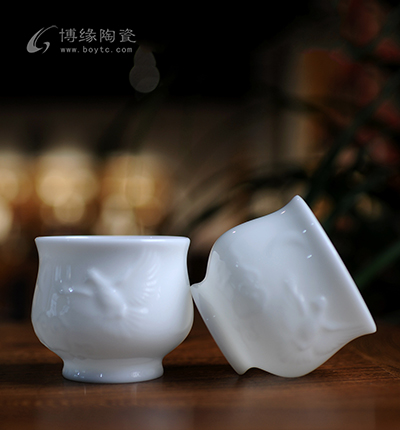 平安鸽白鸽子德化陶瓷白瓷羊脂玉瓷浮雕图案主人茶杯礼品品茗杯子
